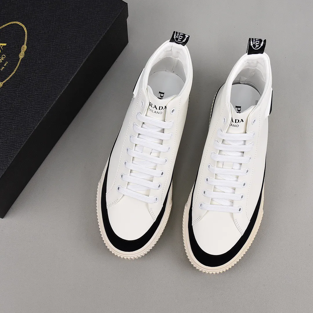 PRADA [Prada] high-top sports and casual shoes. Men's shoes 💰440💰. The upper is made of cowhide, sheepskin lining, rubber outsole, comfortable on the feet, men's size 38-44, choose according to your usual wearing size.
